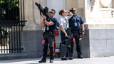 Lanciarazzi a rete contro i droni: ecco com'è stato protetto il Presidente USA, Joe Biden, al summit in Europa