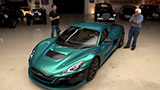 Jay Leno prova la Rimac Nevera: ecco perché i fan lo considerano uno degli episodi migliori di sempre
