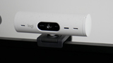 Logitech webcam Brio 500 e cuffie Zone Vibe 100: coppia perfetta per il lavoro ibrido! La recensione