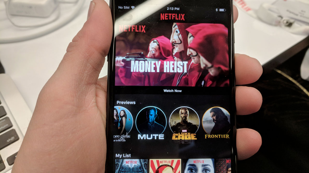 Netflix alternará para bloquear el uso compartido de contraseñas después de suscribirse con anuncios