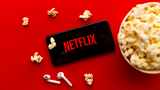Netflix: si dimette il CEO Reed Hastings ma gli abbonati crescono! Via la condivisione delle password gratis