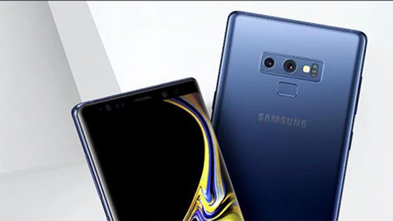 Samsung Galaxy Note 9: eccolo nella prima immagine promo con S Pen gialla