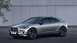 Jaguar lancia il Black Pack per I-Pace: cerchi, spoiler e nuove sospensioni. A bordo arriva anche Alexa