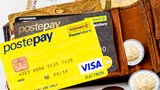 PostePay è caos! Addebiti non autorizzati svuotano le carte degli utenti. Come farsi rimborsare