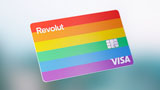 Revolut lancia la nuova carta rainbow per celebrare il Pride. Ecco come averla