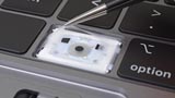 Apple potrebbe proporre nuove tastiere nei MacBook. Addio quelle a farfalla, benvenute quelle a forbice