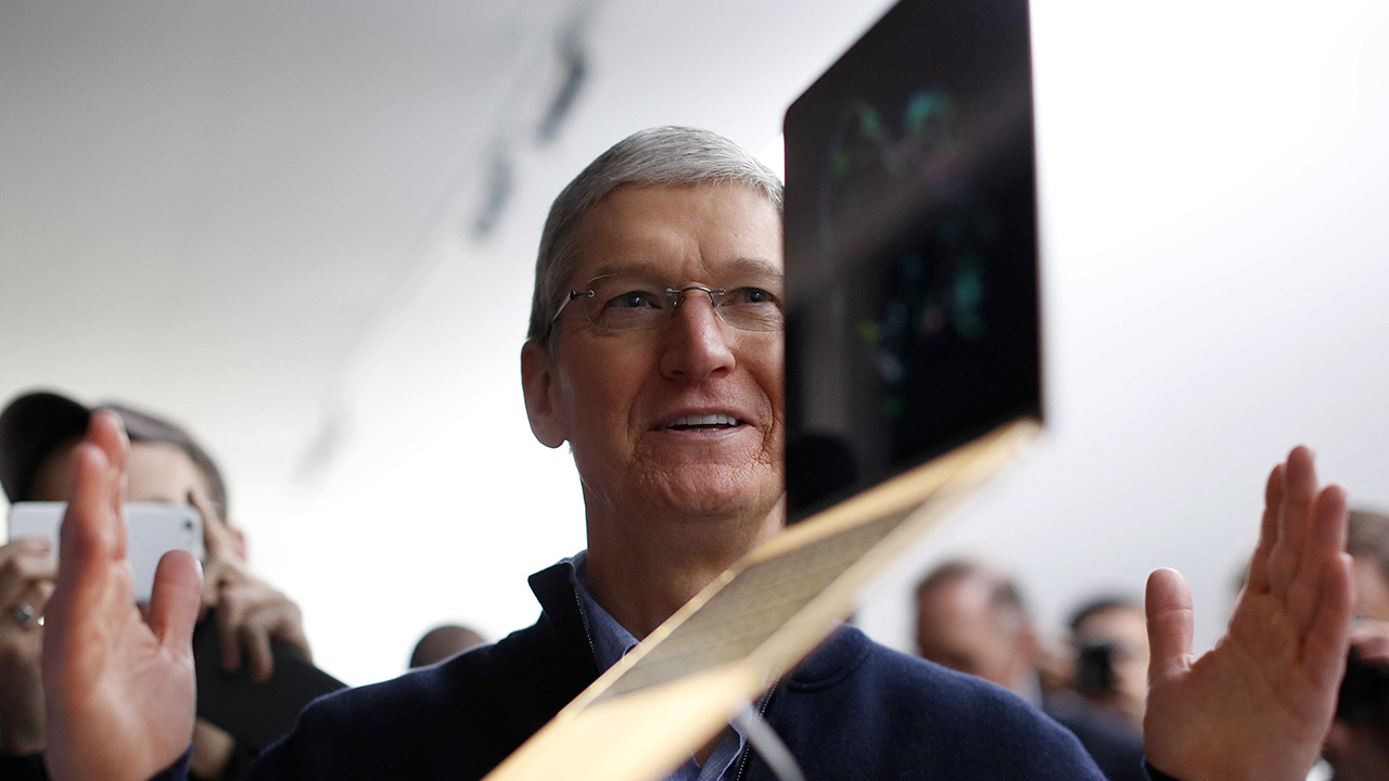 Notre Dame: anche Apple si impegna nelle donazioni