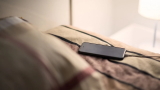 Carichi il tuo iPhone di notte? Attenzione, Apple mette in guardia gli utenti