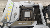 ROG Maximus Z790 Formula, la motherboard con raffreddamento ibrido