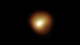 Betelgeuse, mistero risolto: non si sta spegnendo, luminosità in calo per colpa della polvere stellare