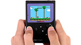 La mini-console portatile CoolBaby costa solo 13,82 euro grazie a un codice sconto