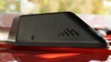 Cradlepoint R2100 Serie 5G Ruggedized, il router 5G che si monta sul tetto dei veicoli