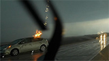 Cacciatore di tornado colpito da un fulmine nella sua Prius: lui sta bene, la macchina meno [VIDEO]