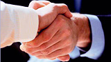 Una partnership strategica tra Sharp e Foxconn