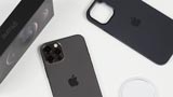 Apple avverte: ''Non avvicinate troppo gli iPhone con MagSafe ai pacemaker''. Ecco perché