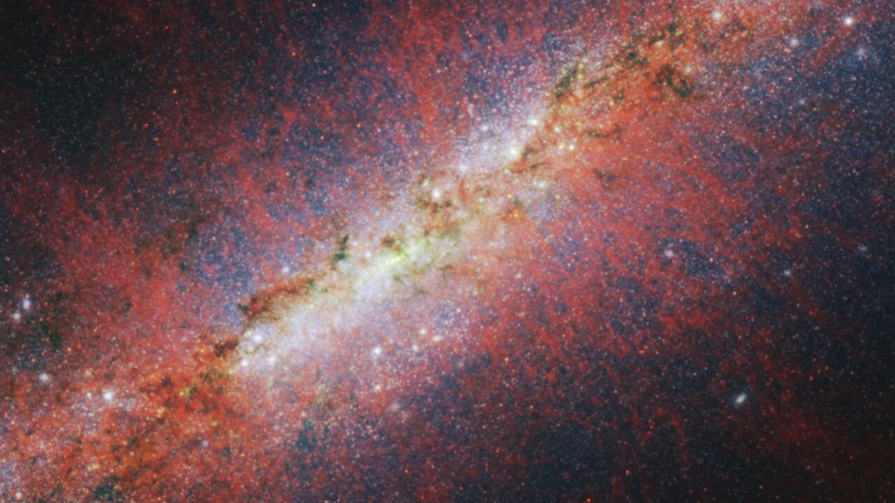 El telescopio espacial James Webb estudia la formación de estrellas en la galaxia M82