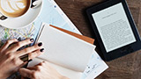 Kindle Paperwhite: il più conveniente e-book reader di Amazon in sconto per la Festa della Mamma