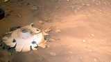 NASA Ingenuity ha fotografato il paracadute e backshell del rover Perseverance