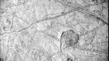 Una nuova immagine di Europa ripresa nel passaggio ravvicinato della sonda NASA Juno