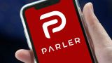 Parler: Apple dice sì, il social dei trumpisti tornerà su App Store