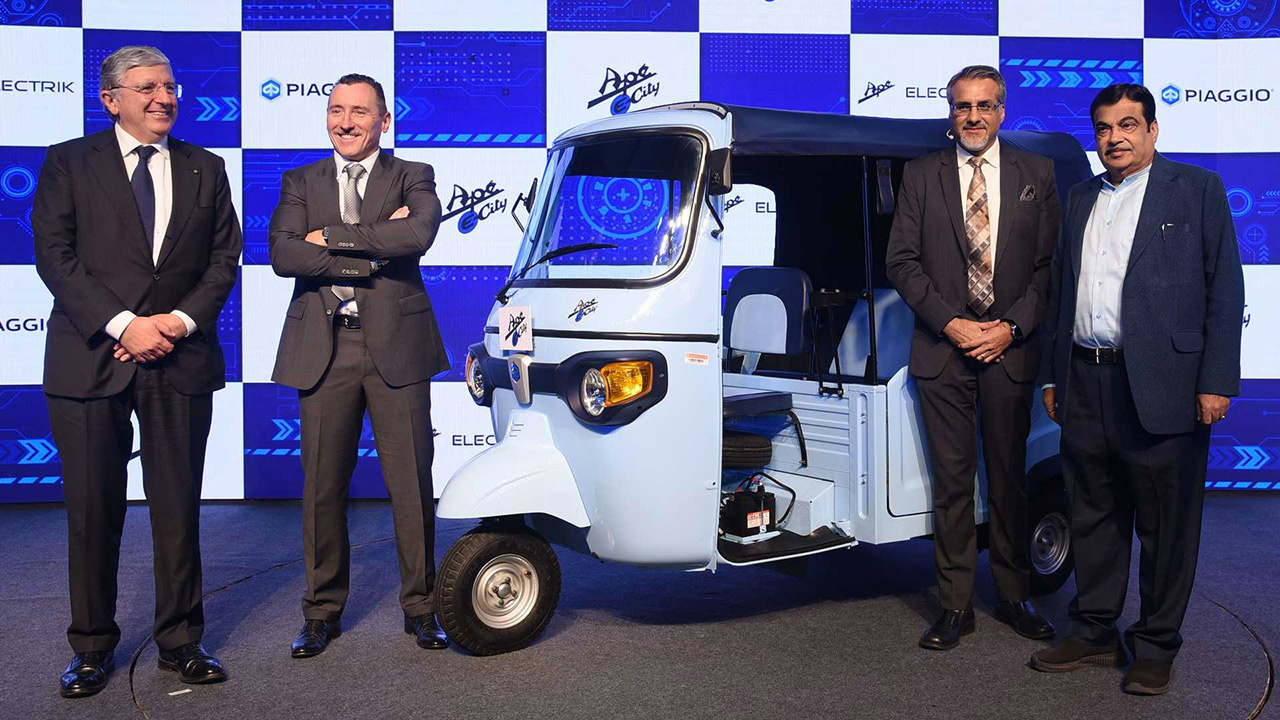 Ape piaggio deals giocattolo elettrica