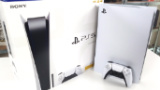 PlayStation 5: macchie e aloni sulla scocca? Ecco cosa sta accadendo