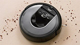 iRobot Roomba i7 pulisce al meglio senza incepparsi