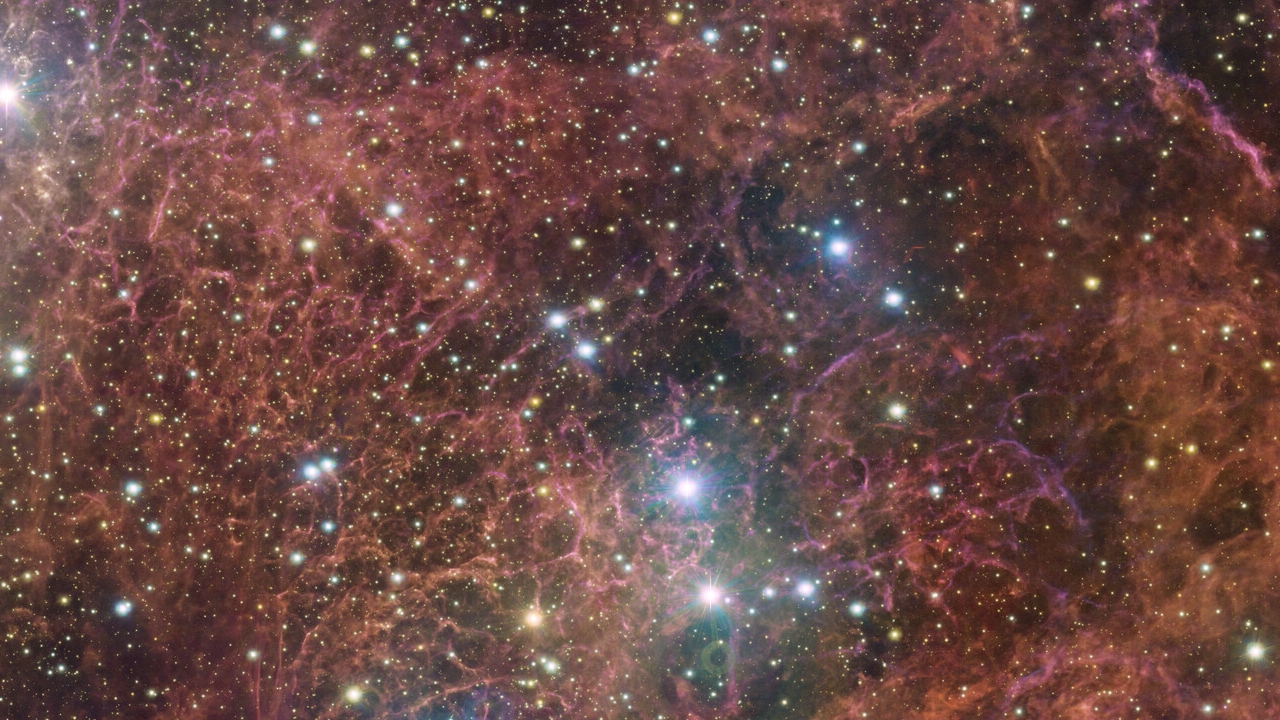 ESO muestra una foto de la supernova Sails para Halloween