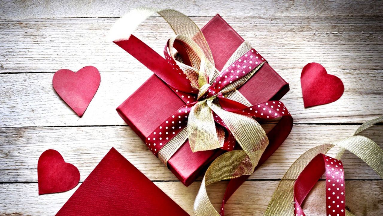 San Valentino offerte idee regalo economiche originali per lei e lui –  hobbyshopbomboniere