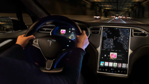 Una delle principali menti dietro Autopilot di Tesla lascia l'azienda