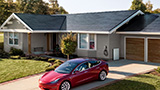 Tesla Solar Glass, ecco il nuovo tetto fotovoltaico V3. Prezzo base: 34 mila dollari