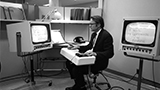 Addio a William English, co-inventore del mouse, si è spento a 91 anni