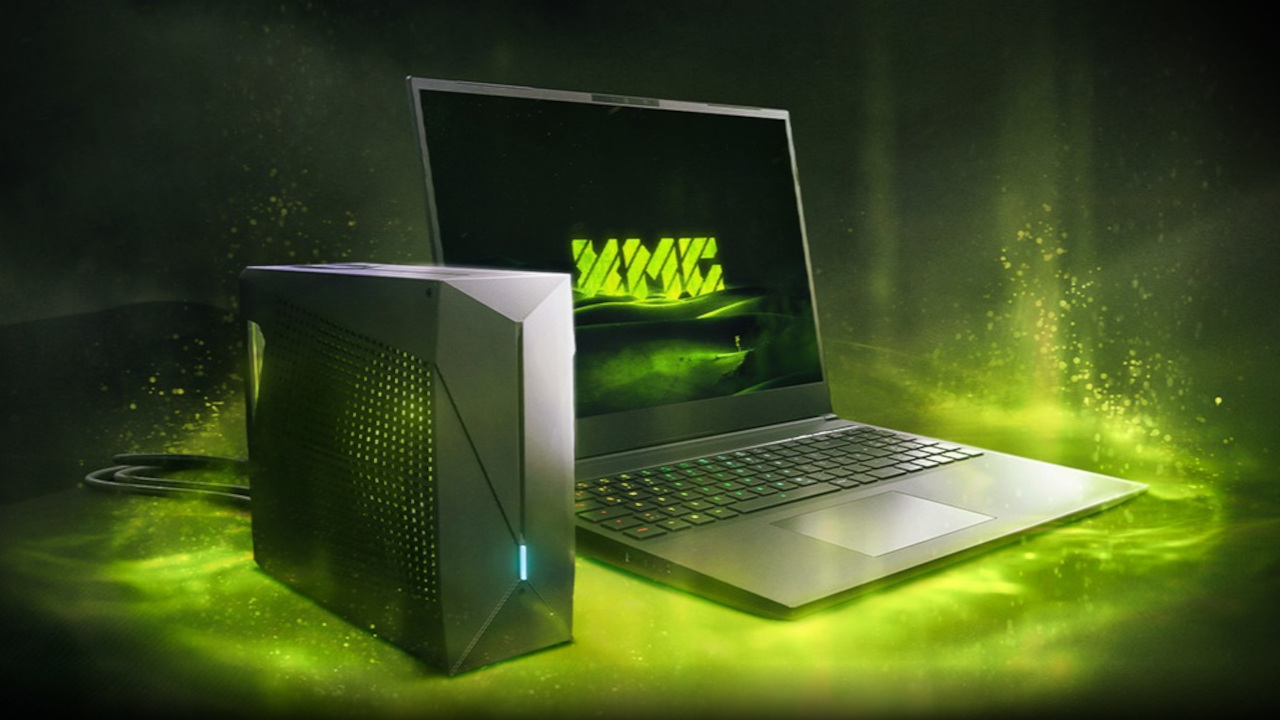 Raffreddare il notebook con un sistema a liquido esterno: l'idea di XMG funziona, ma...
