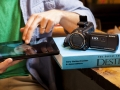 Sony Handycam PJ: videocamere con proiettore dal vivo al Photoshow