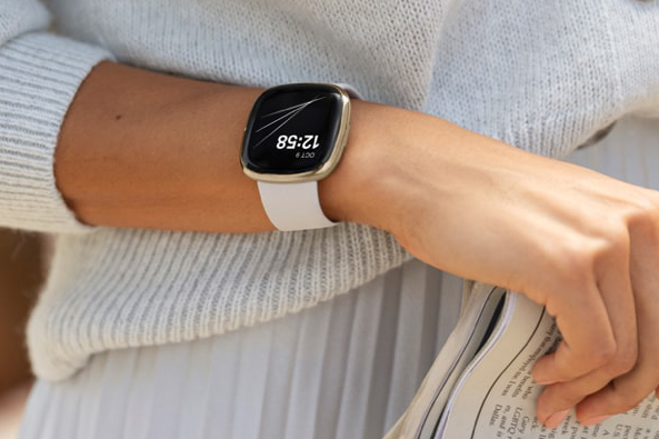 Fitbit pensa a nuovo strumento per misurare pressione sanguigna via  smartwatch