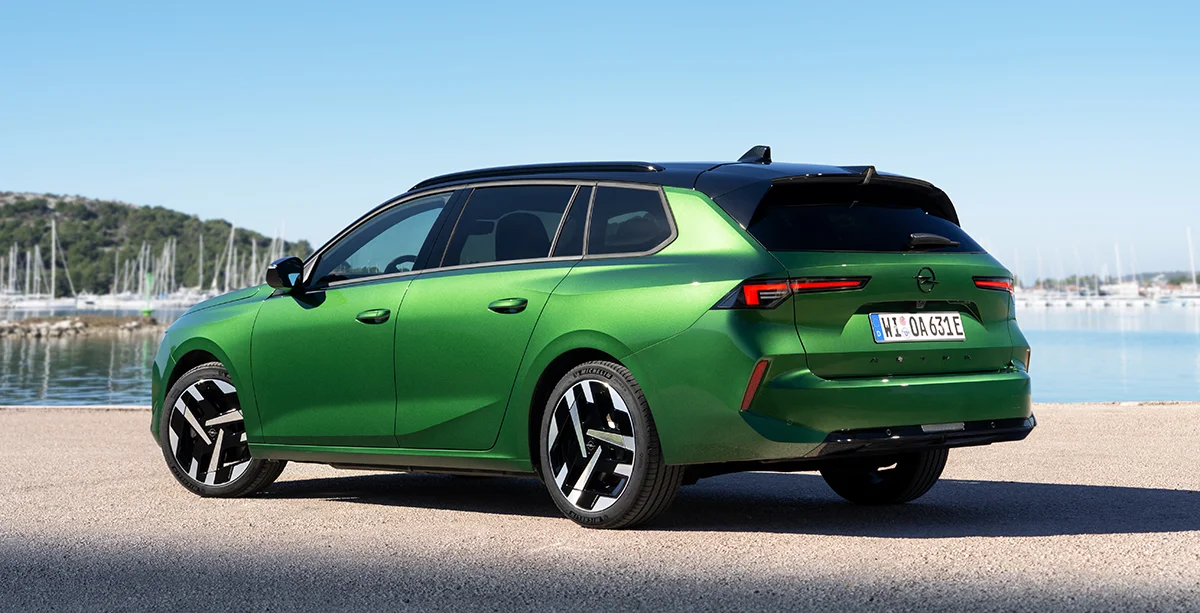 Nuova Opel Astra
