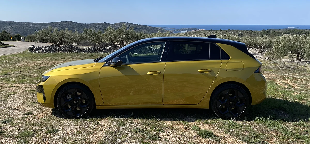 Nuova Opel Astra