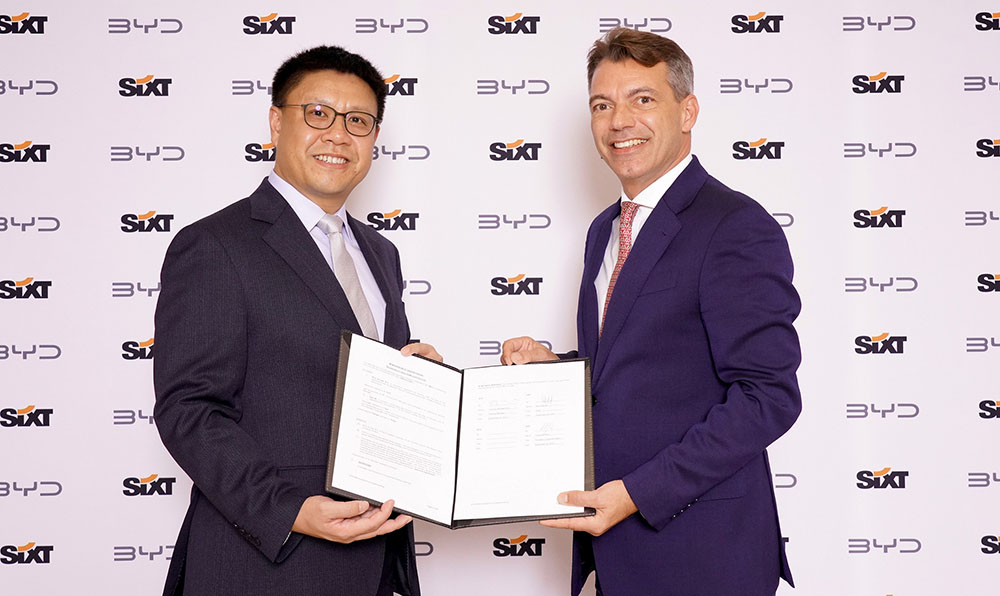 BYD SiXT