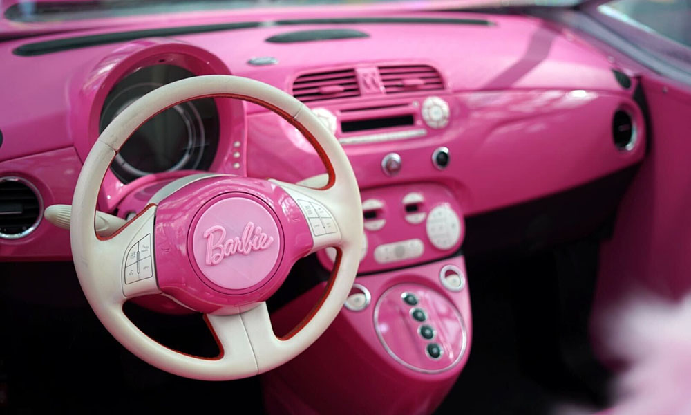 L auto di Barbie diventa realta e elettrica e basata su una Fiat 500 Greenmove