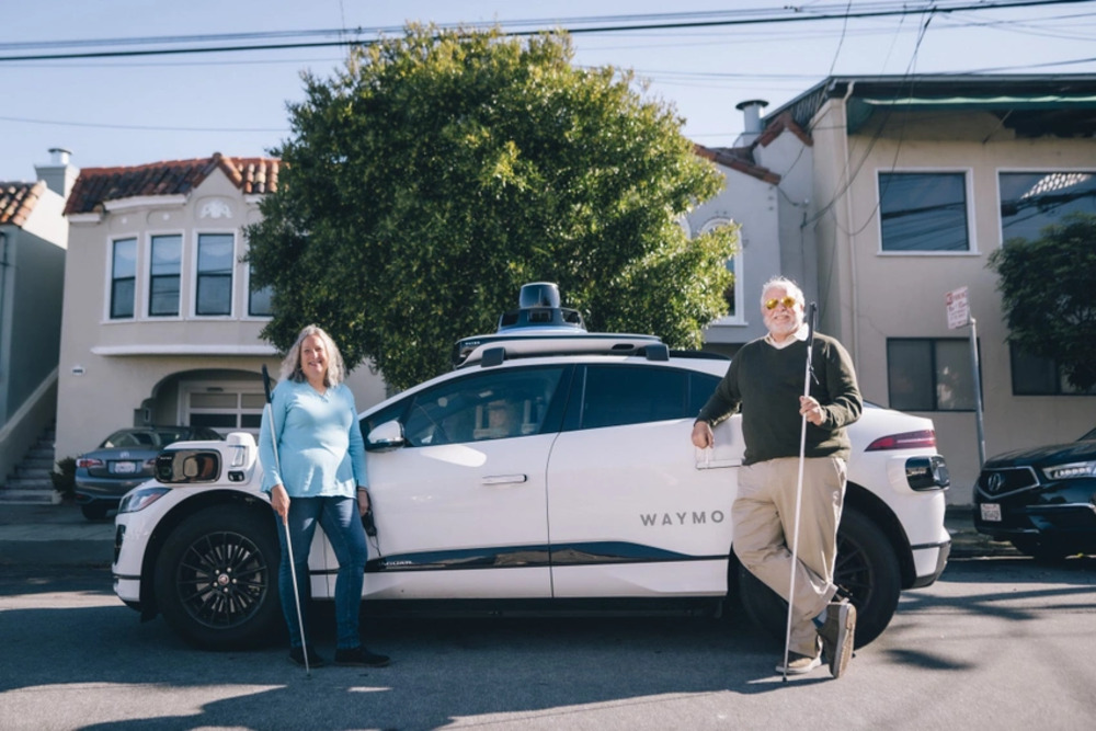 Robot-taxi California