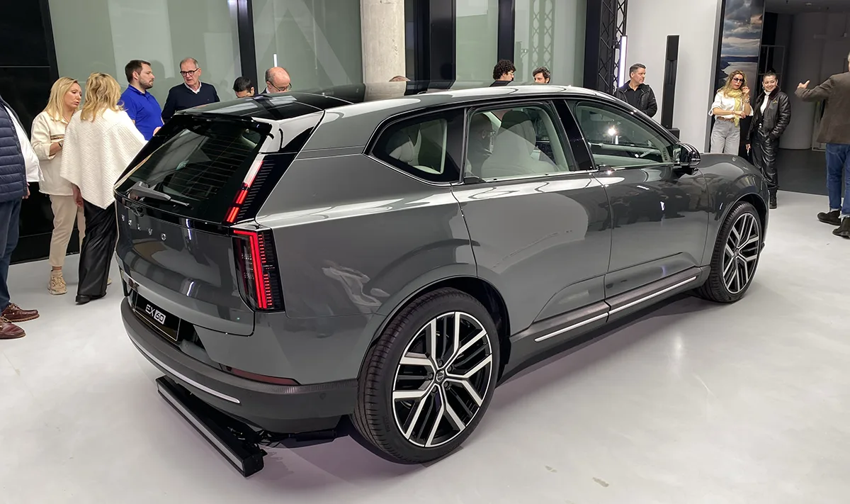 Volvo EX60