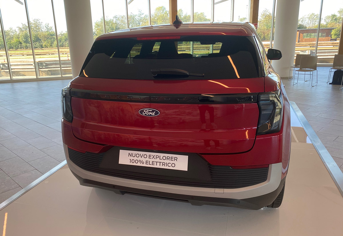 Ford Explorer EV