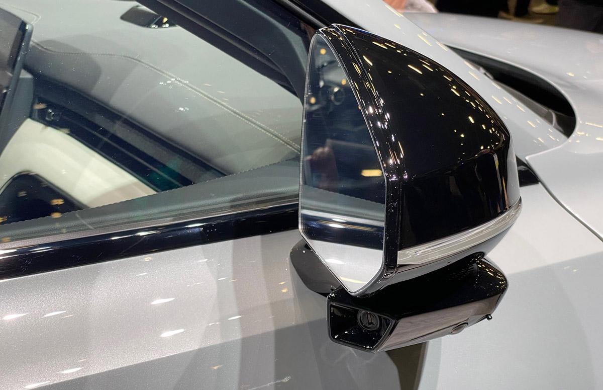 Volvo EX90