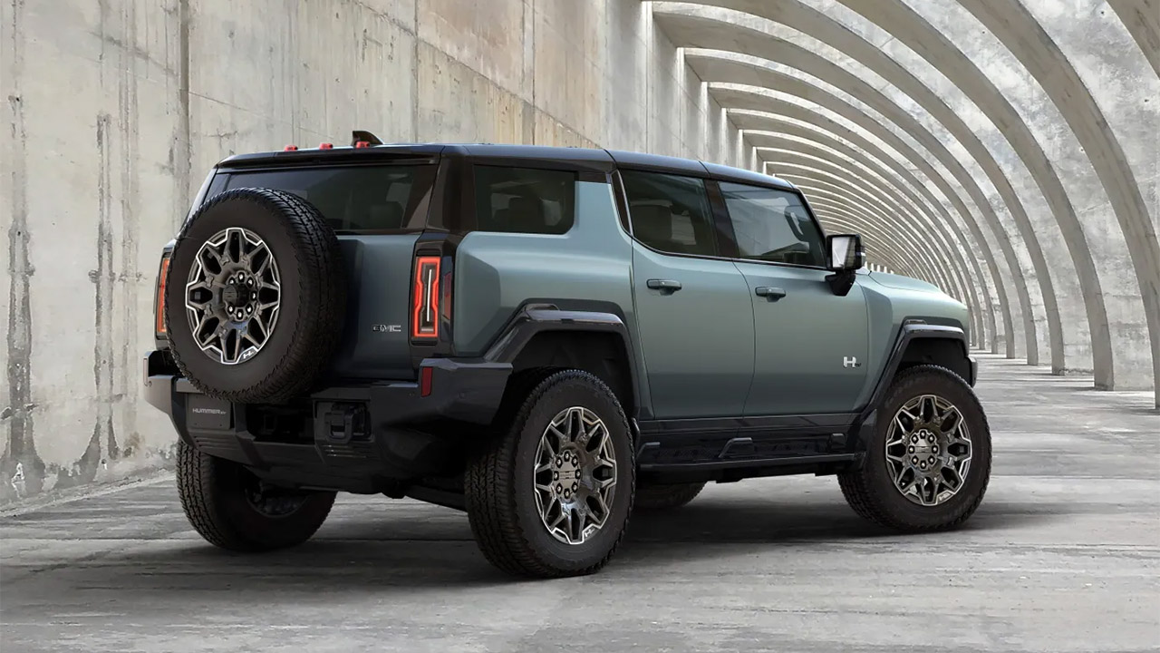 Hummer EV SUV