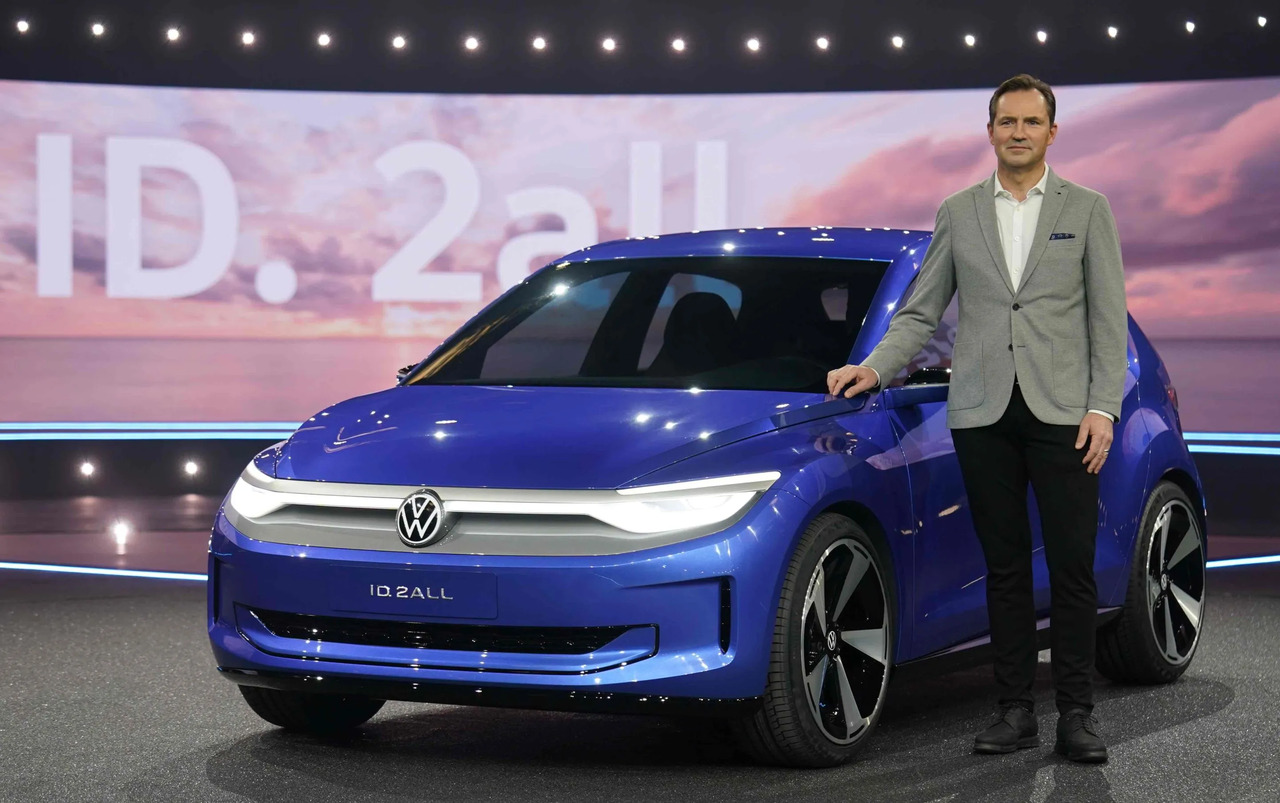 Volkswagen ID.2 tasti fisici