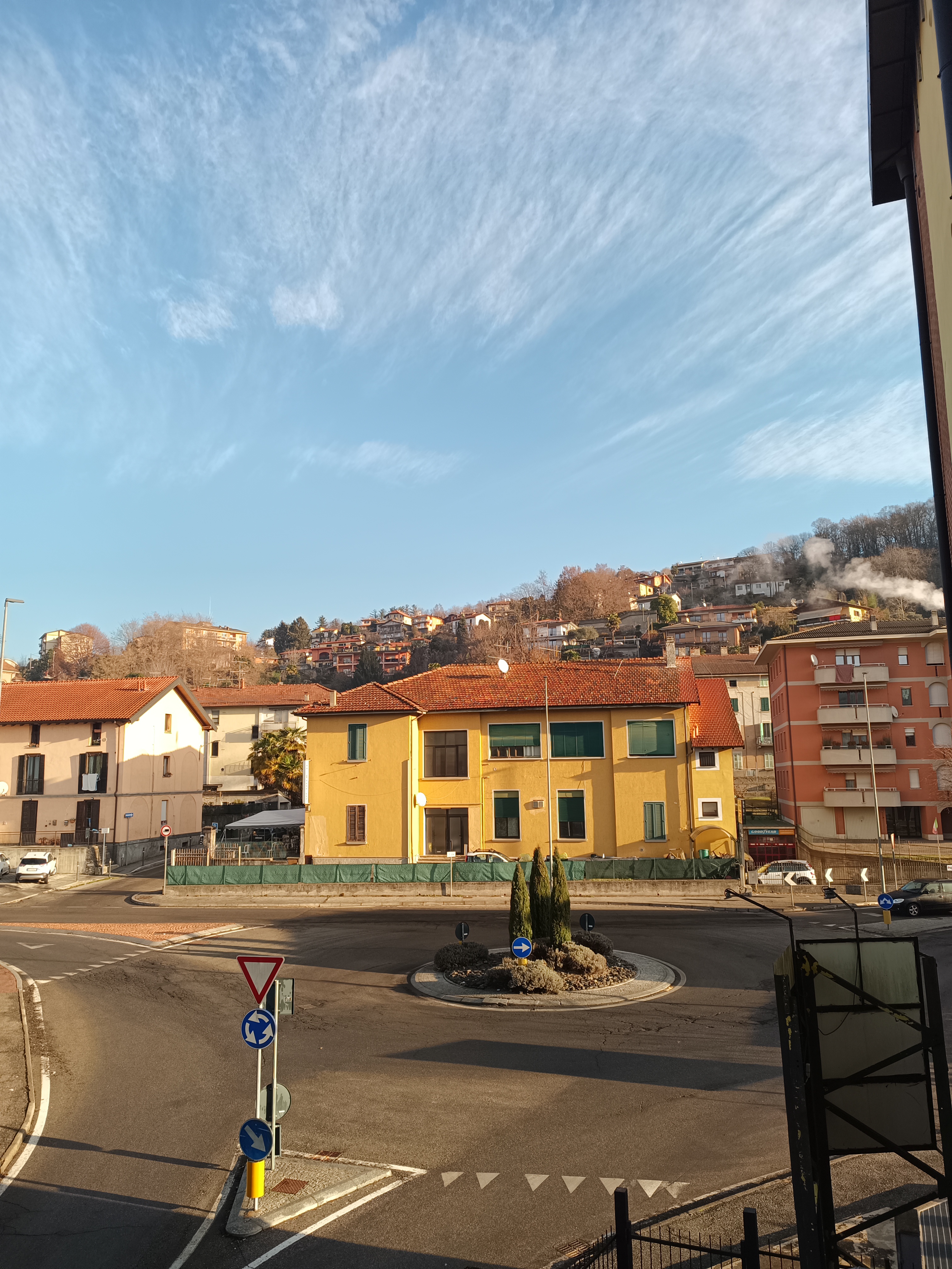 + Immagine ingrandita +