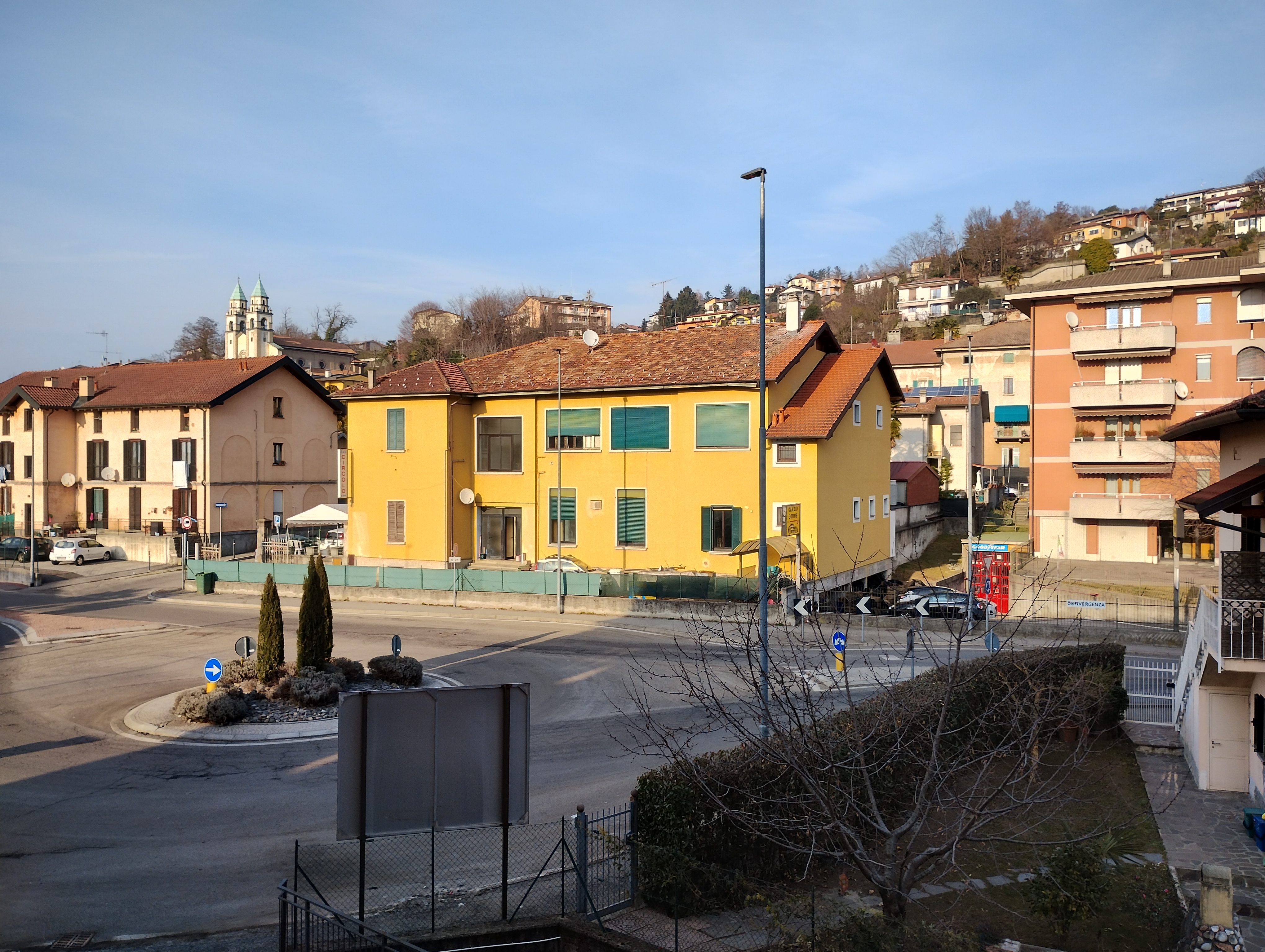 + Immagine ingrandita +
