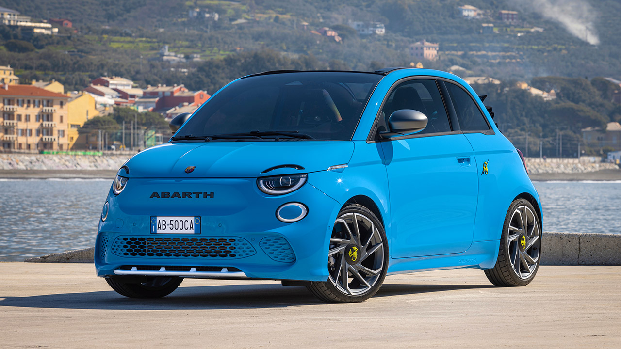 Abarth 500e JBL