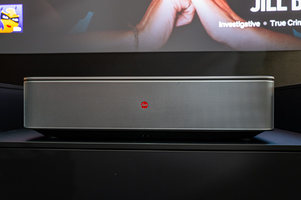ISE 2024 Leica Cine 1: proiettore Laser RGB UST al posto della TV di grande formato