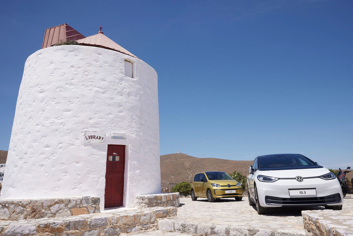 Η VW ηλεκτρίζει το ελληνικό νησί